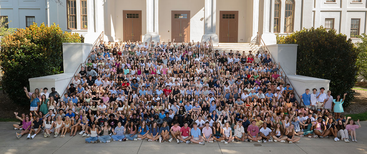 Wofford welcomes new Terriers